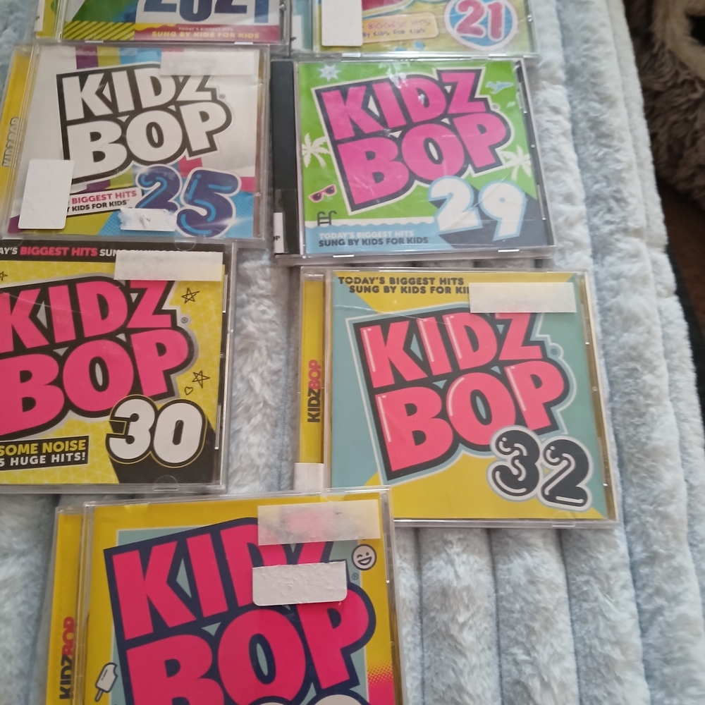 CD Collection - Vibrant Multicolor Set